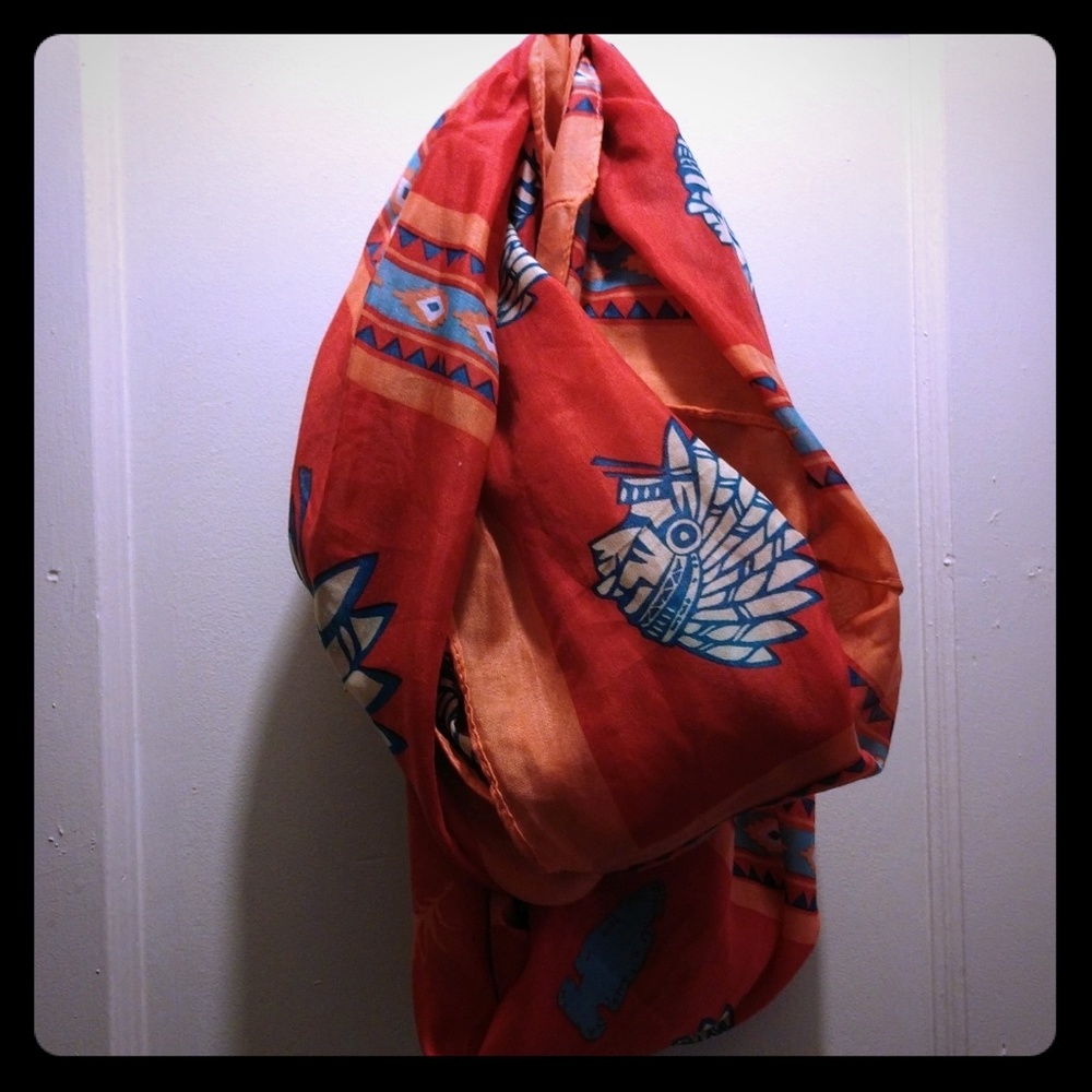 ⭐ BOGO ⭐Tribal infinity scarf